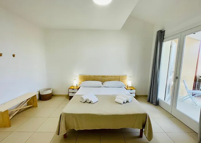 Shardana Tatil Evi *