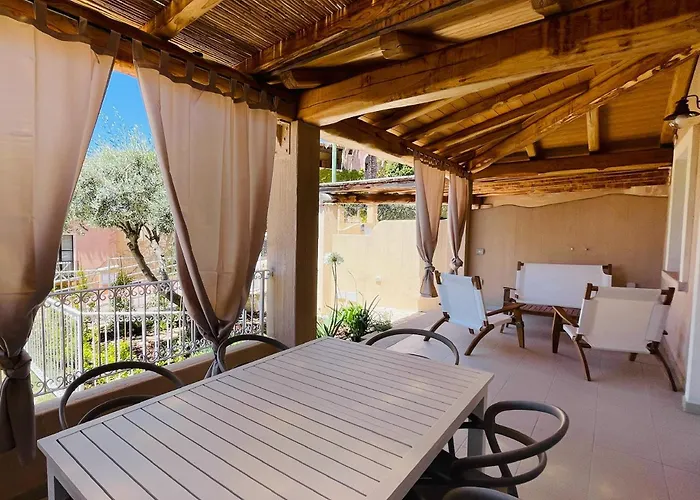 Shardana Tatil Evi *